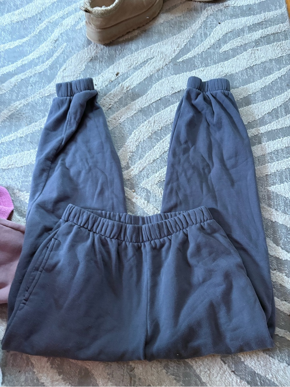 Brandy Melville John Galt joggers
